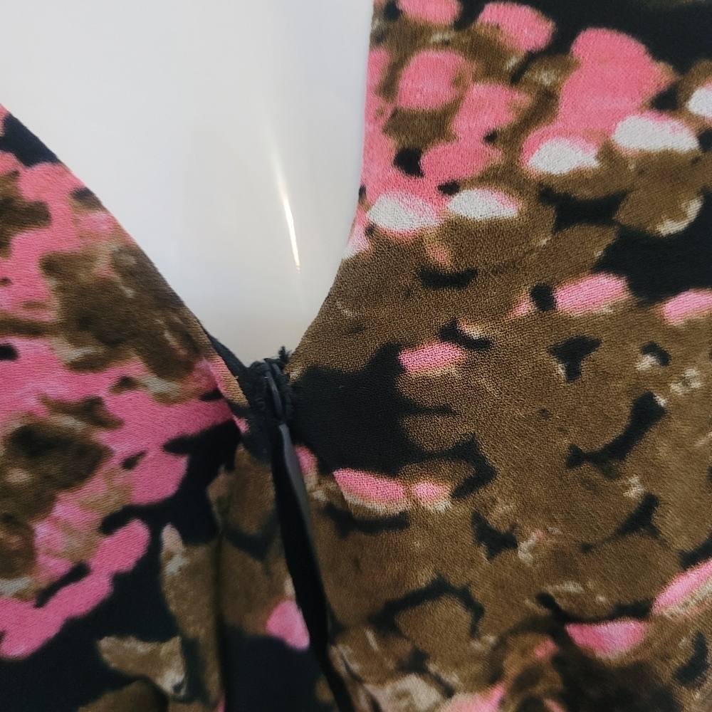 Esqualo Global Flower Print Dress With Elastic Waist, VGUC, Size 6 - Picture 3 of 9